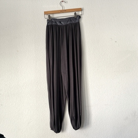 Anthropologie Twelve By Twelve Belted Dhoti Gray Pants - Picture 2 of 5